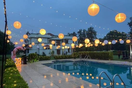 Pool party venues rental in Party and celebration venues category